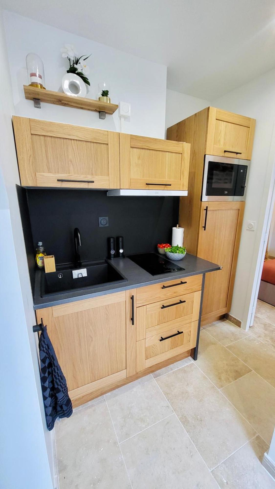 - La Suite Delos - Jacuzzi 2 Places - Centre Ville A Pied - Lit Queen Size - Parking Privee - Wifi - City Center Within Walking Distance - Кемпер Экстерьер фото
